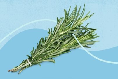 How to Use Rosemary Water for Hair Growth