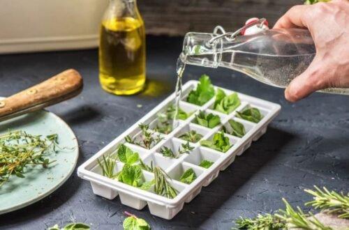 How to Freeze Fresh Herbs