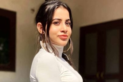 Urfi Javed Height