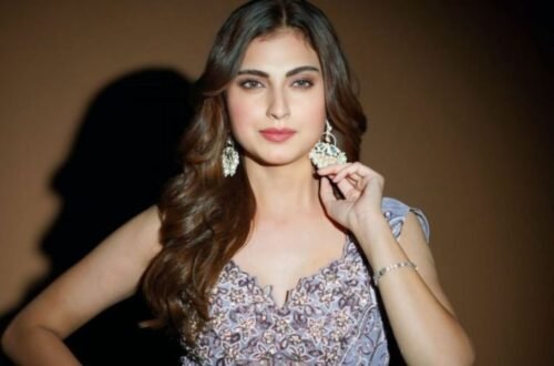 Farhana Bhatt Height